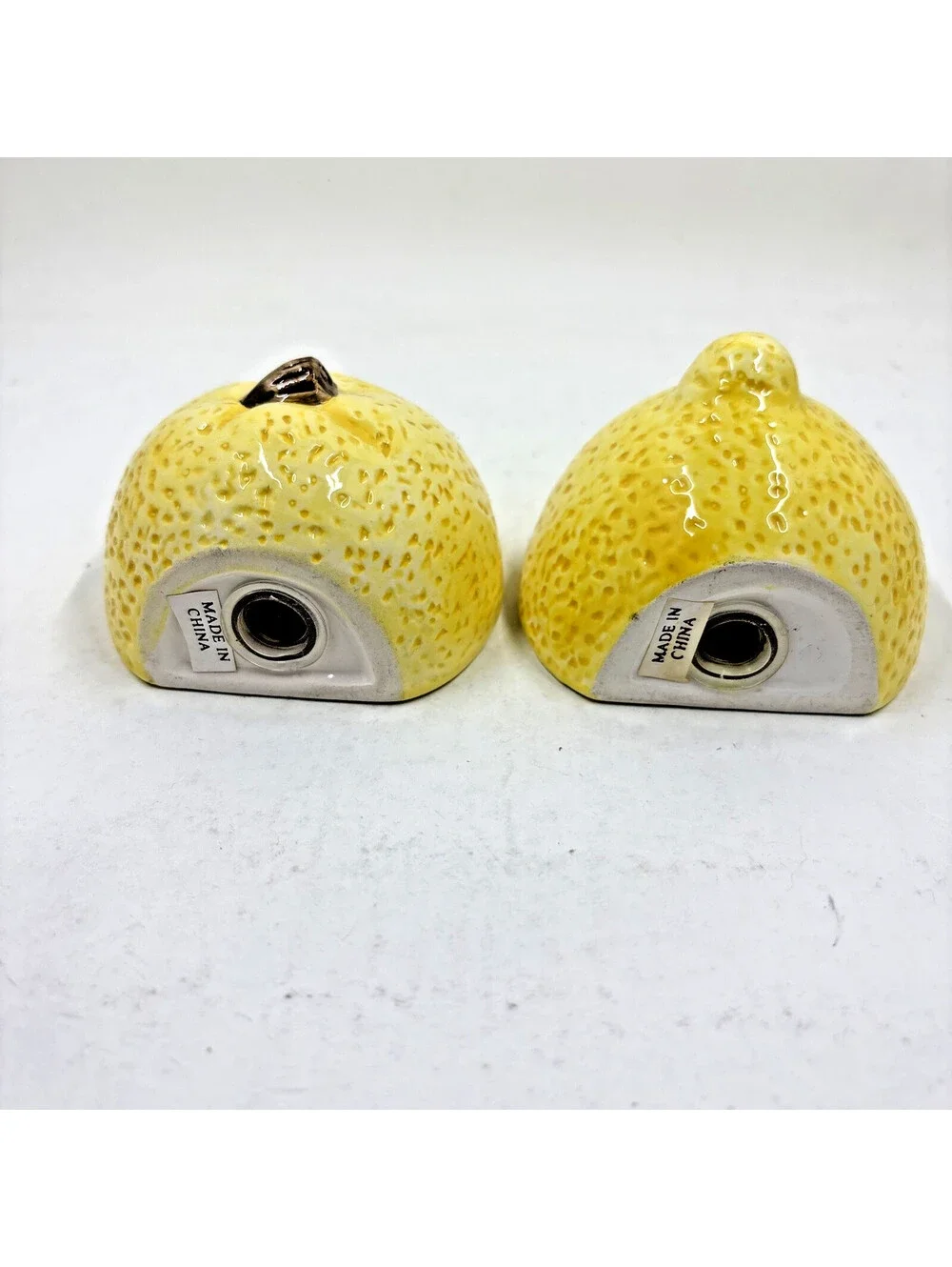 VTG Salt & Pepper Shakers YELLOW Lemon Slice Cottage Core Farm Kitchen Decor